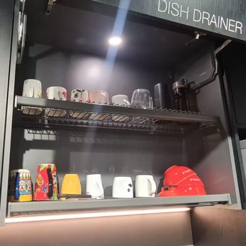 Ảnh thực tế giá để chén Hafele 544.01.324 đen, 414x263mm