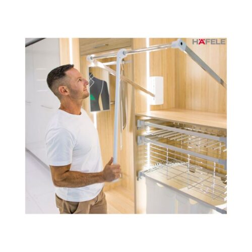 Tay nâng móc áo 450 - 600mm Hafele 805.11.752 3 anh thuc te cua tay nang moc ao 450 600mm hafele 805 11 752 1