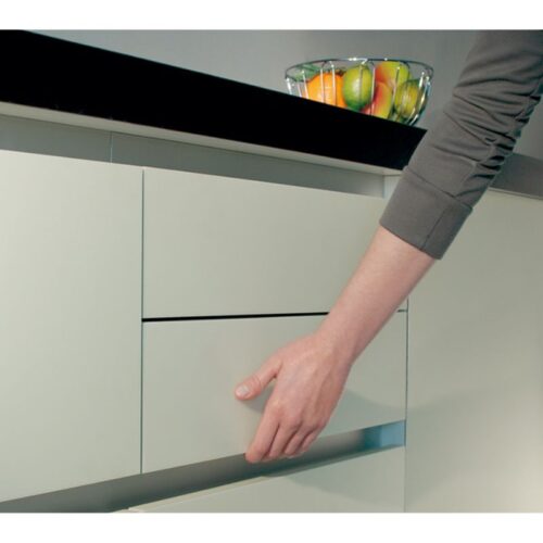 hinh anh lap dat tay nam tu dang thanh ngang hafele 126 37 900